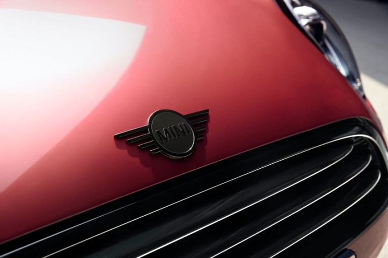 The MINI Rosewood Edition