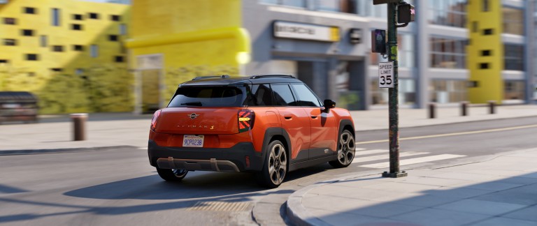 All-Electric MINI Aceman - stage