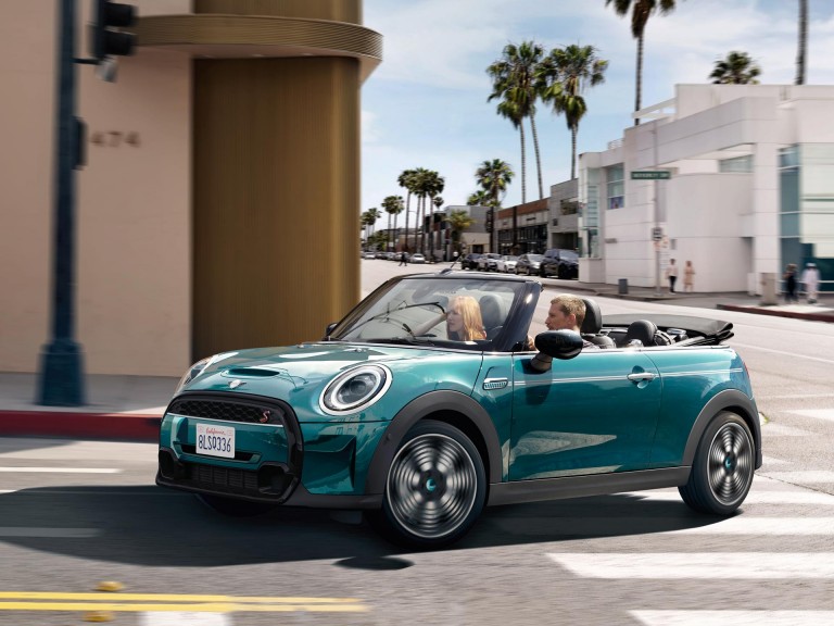 MINI Convertible Seaside Edition – roof – view from above